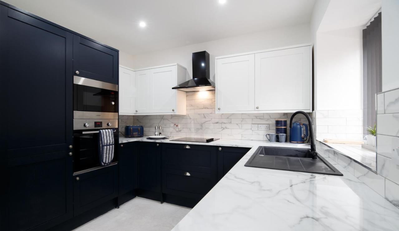 Large, Modern Family Home With Hot Tub Blackpool Extérieur photo